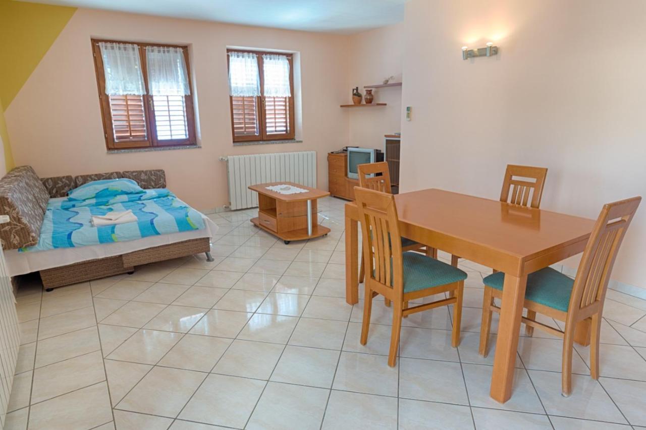 Arka Apartment สตารา โนวัลยา ภายนอก รูปภาพ